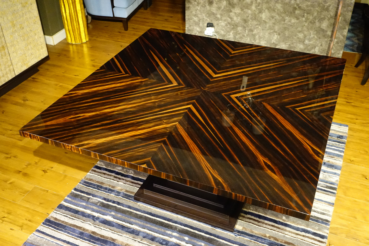 8-Seater Manhattan Dining Table