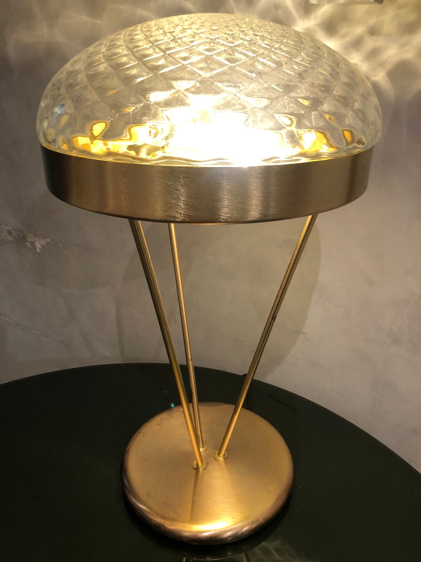 Rays Table Lamp